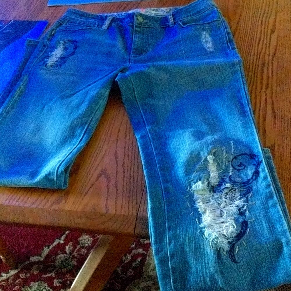 White house Black market jeans size lg.8
